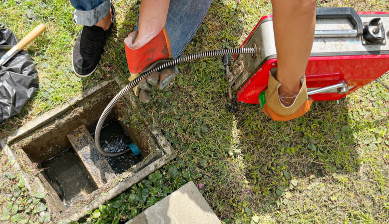 The Benefits of Hiring Drain Cleaning Services for Your Home